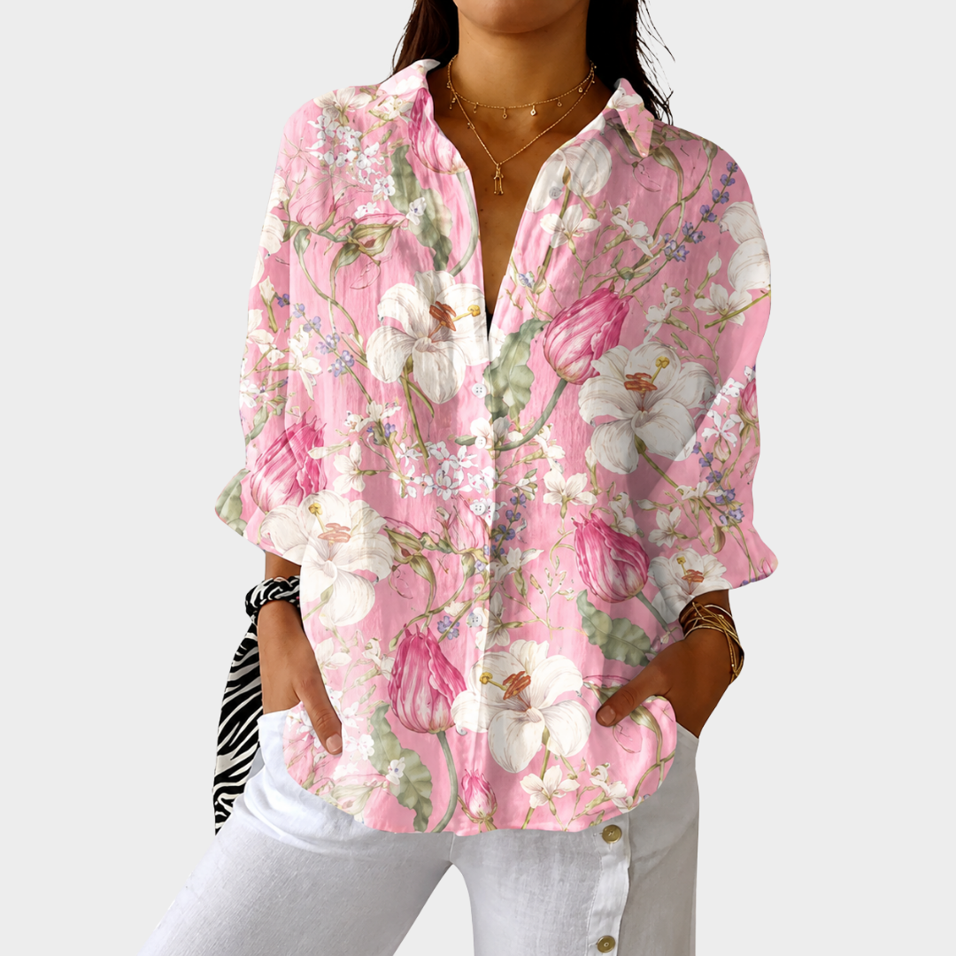 Lightweight and colourful blouse with print