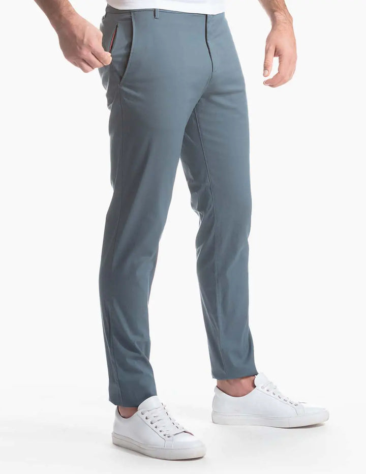 Cas | Clean Cut Chinos