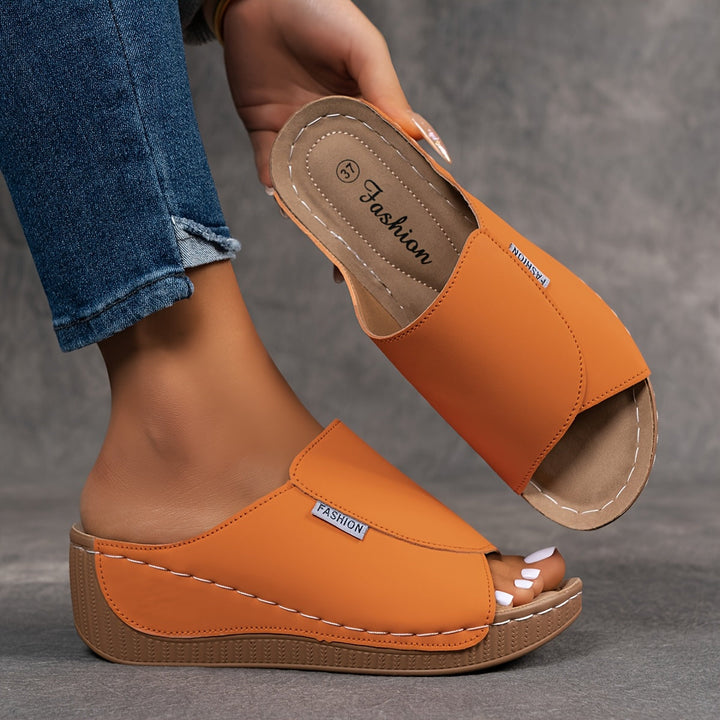 Indy – Comfortable Slipper with Arch Support