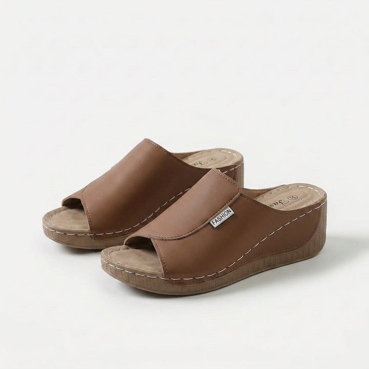 Indy – Comfortable Slipper with Arch Support