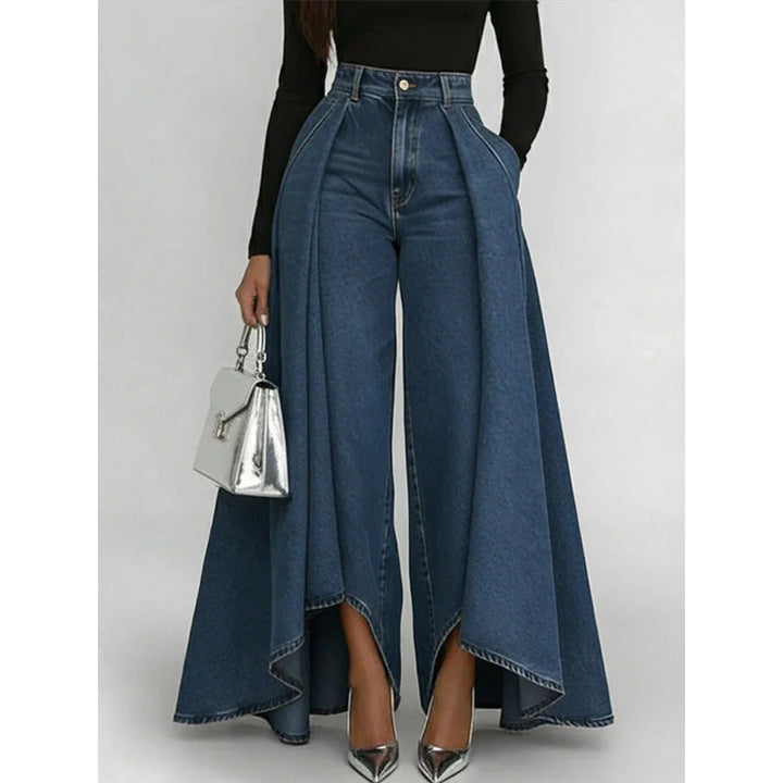 👖✨ Avant-garde, wide high-waisted jeans
